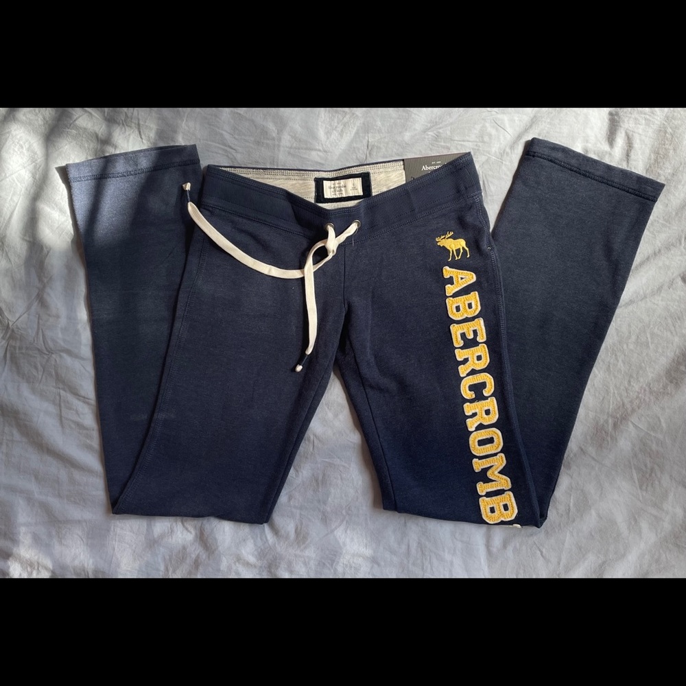 Abercrombie & fitch perfect butt sweater pants NWT